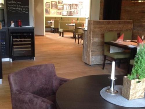 Hotel-Restaurant Zur Linde Altenmedingen ภายนอก รูปภาพ