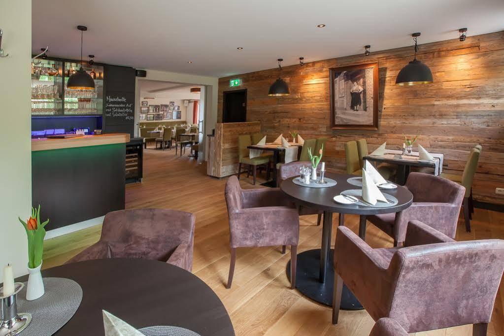 Hotel-Restaurant Zur Linde Altenmedingen ภายนอก รูปภาพ